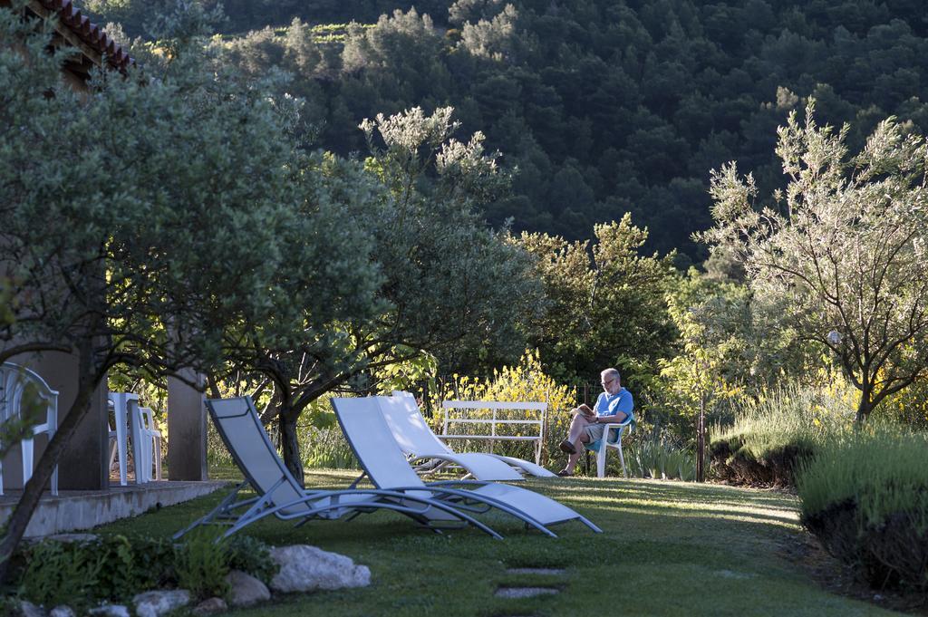 Le Grand Jardin Bed and Breakfast Lafare Eksteriør billede