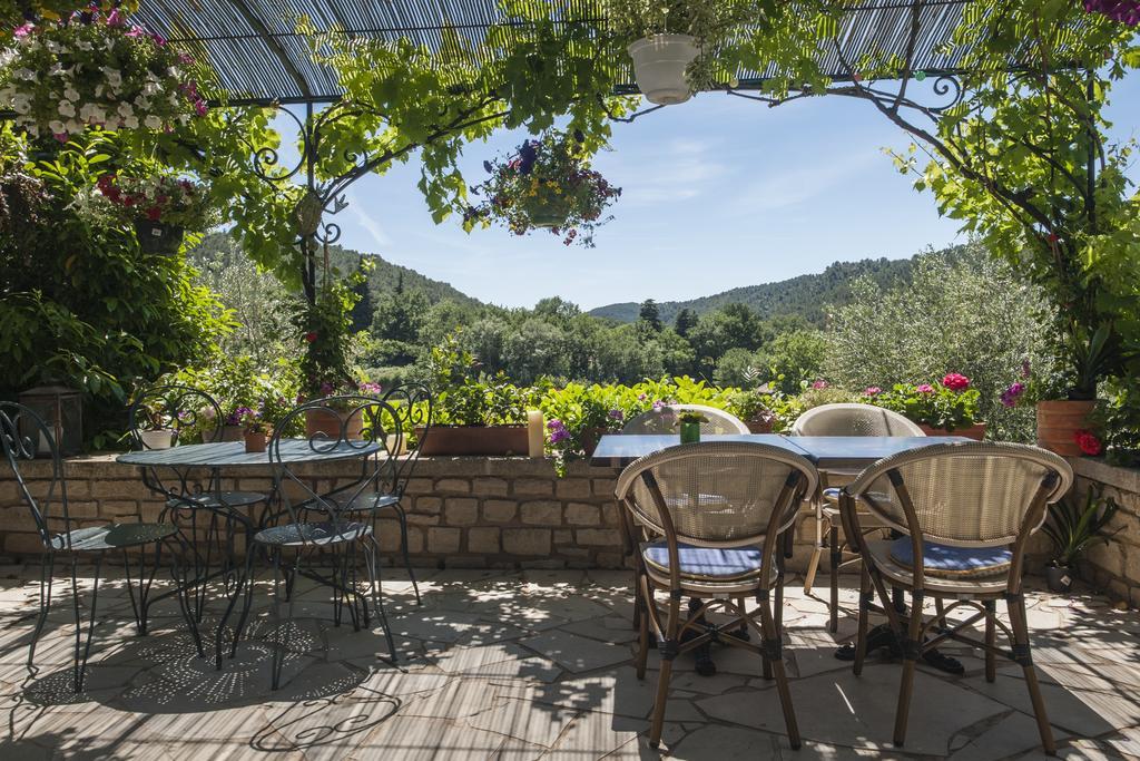 Le Grand Jardin Bed and Breakfast Lafare Eksteriør billede