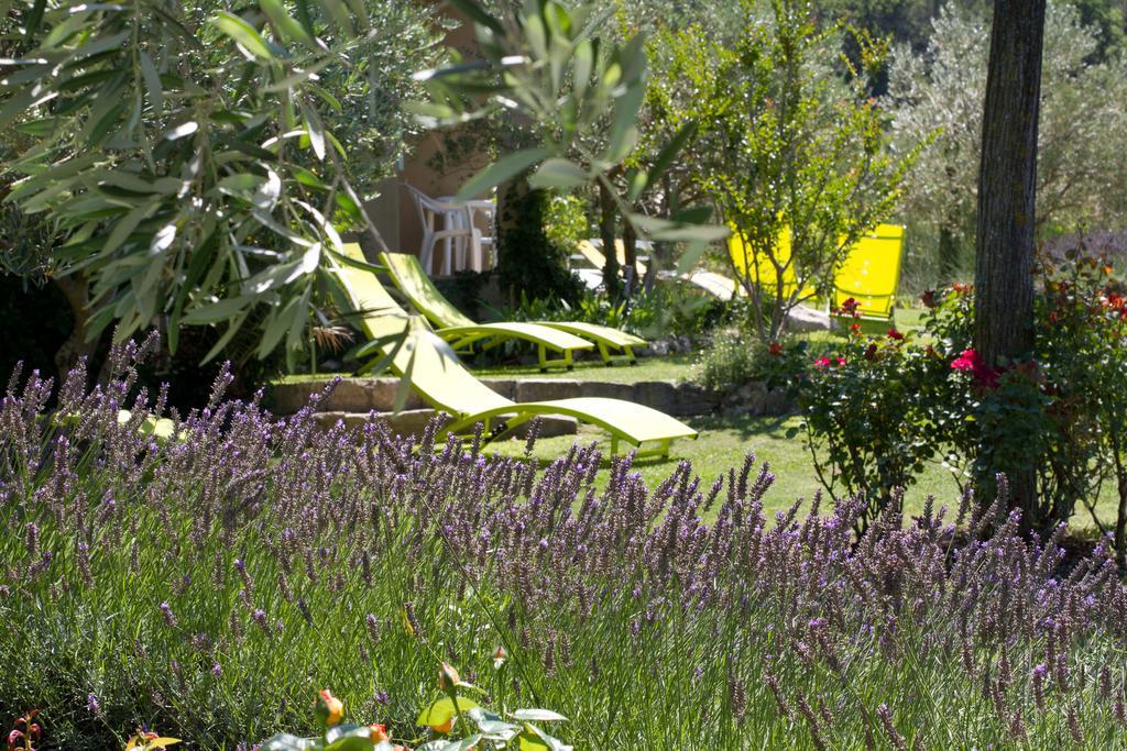 Le Grand Jardin Bed and Breakfast Lafare Eksteriør billede