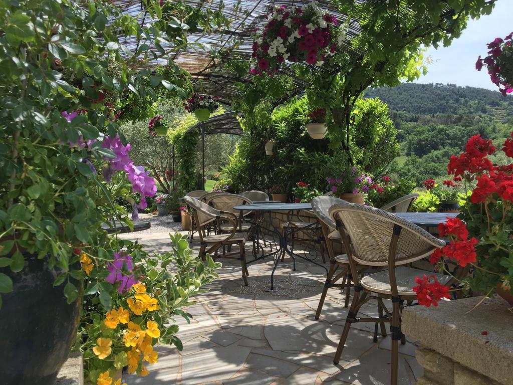 Le Grand Jardin Bed and Breakfast Lafare Eksteriør billede