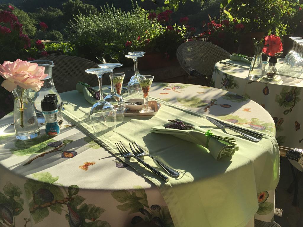 Le Grand Jardin Bed and Breakfast Lafare Eksteriør billede