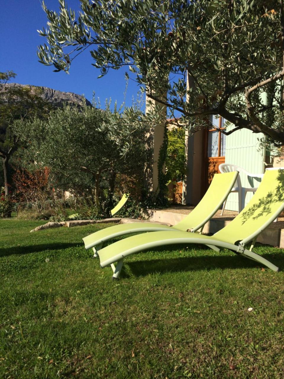 Le Grand Jardin Bed and Breakfast Lafare Eksteriør billede