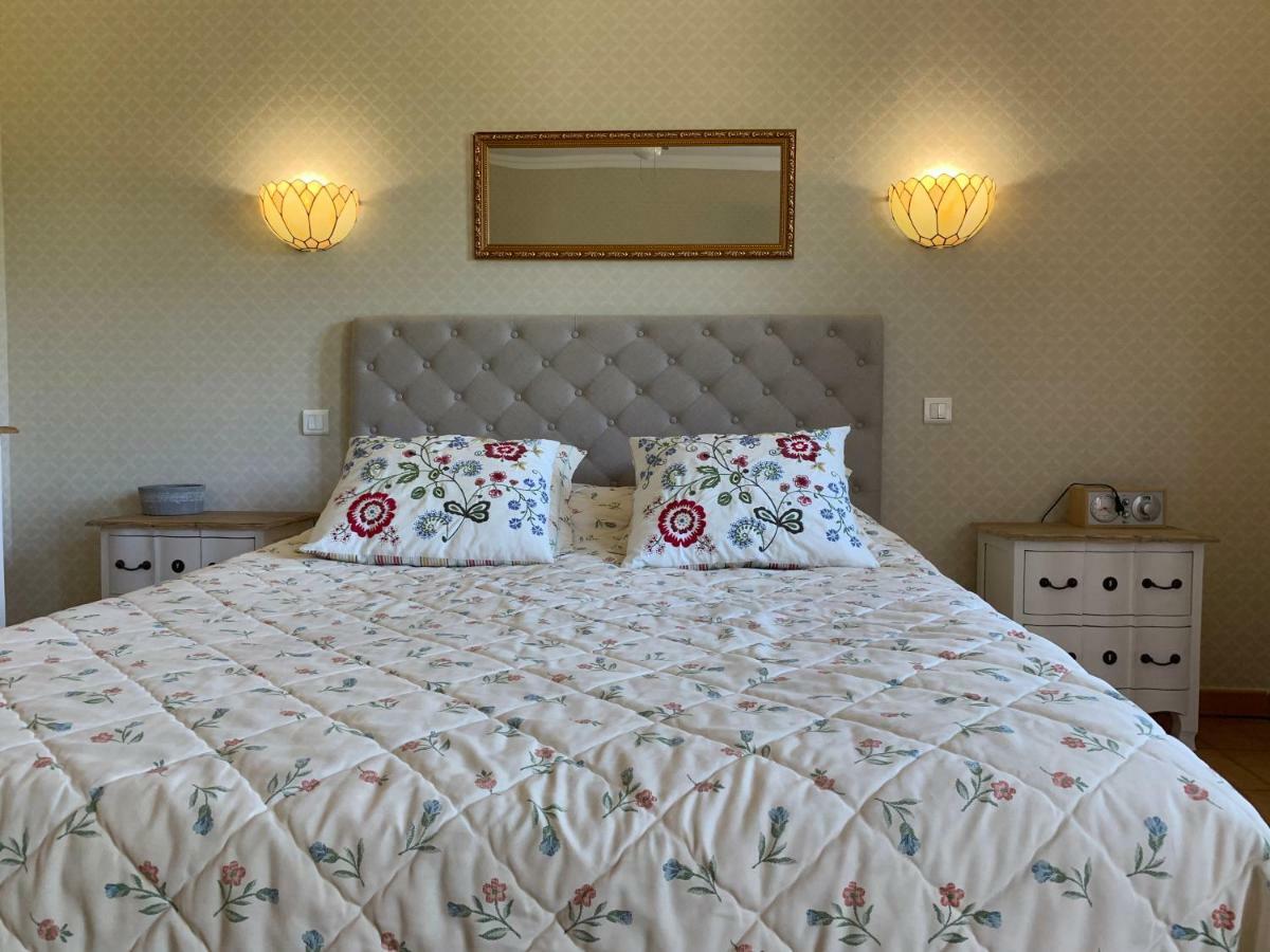 Le Grand Jardin Bed and Breakfast Lafare Eksteriør billede