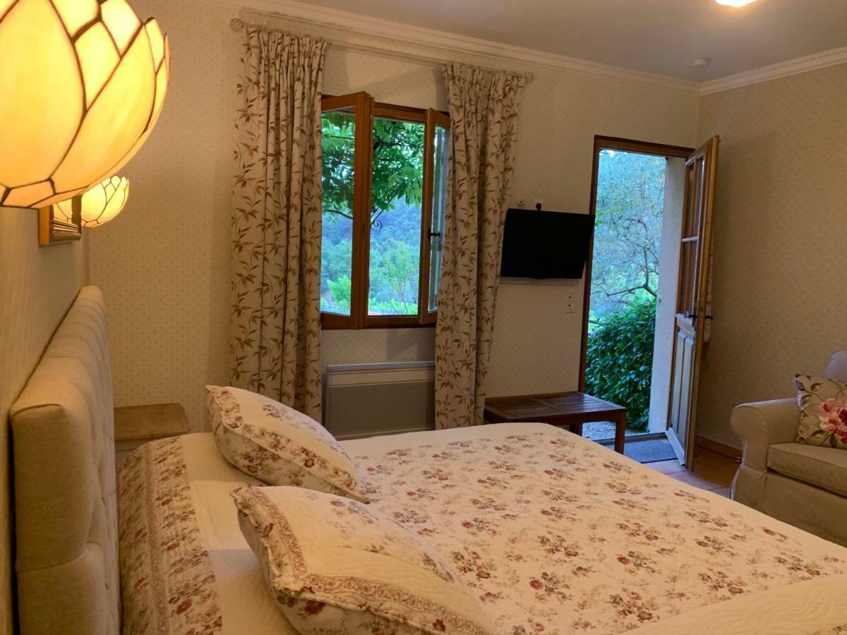 Le Grand Jardin Bed and Breakfast Lafare Eksteriør billede