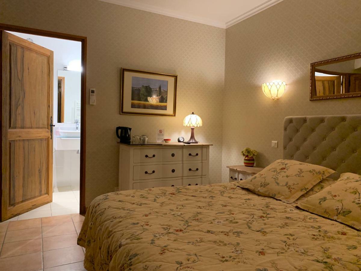 Le Grand Jardin Bed and Breakfast Lafare Eksteriør billede